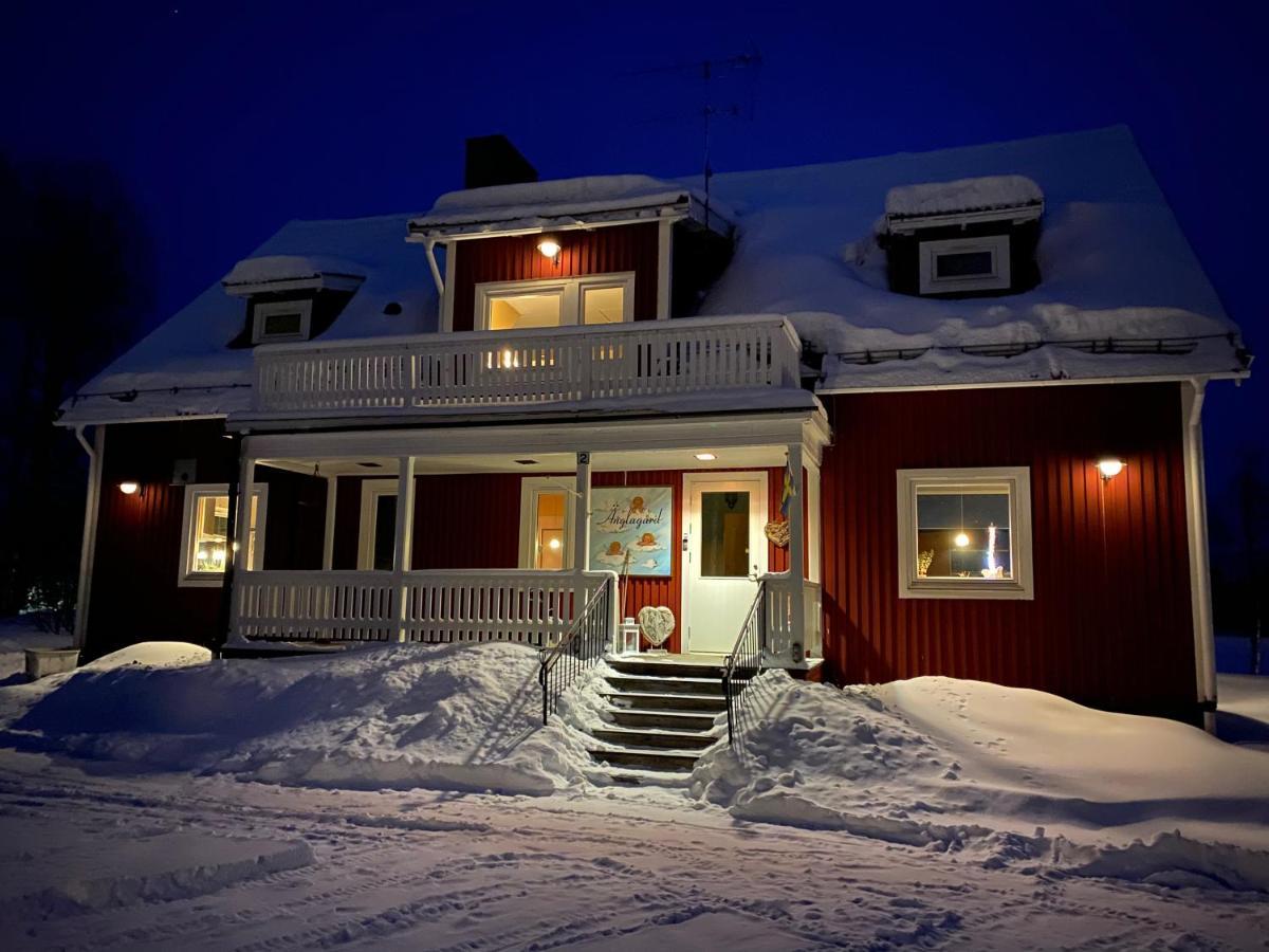 Änglagård - Holzhäuser&Bed&Breakfast Gargnäs Exterior foto